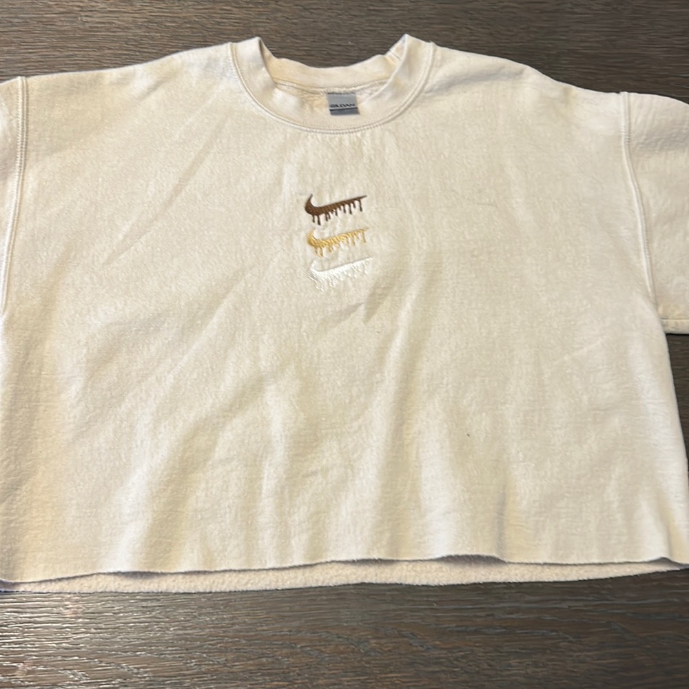 Embroidered Nike sweatshirt